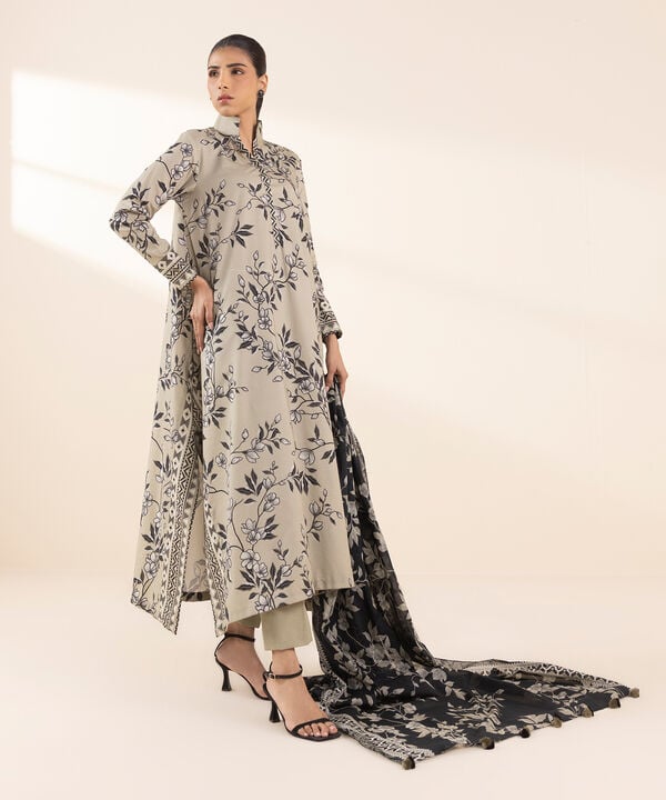 Sapphire 3 Piece Custom Stitched Suit - Off-White - LB30547