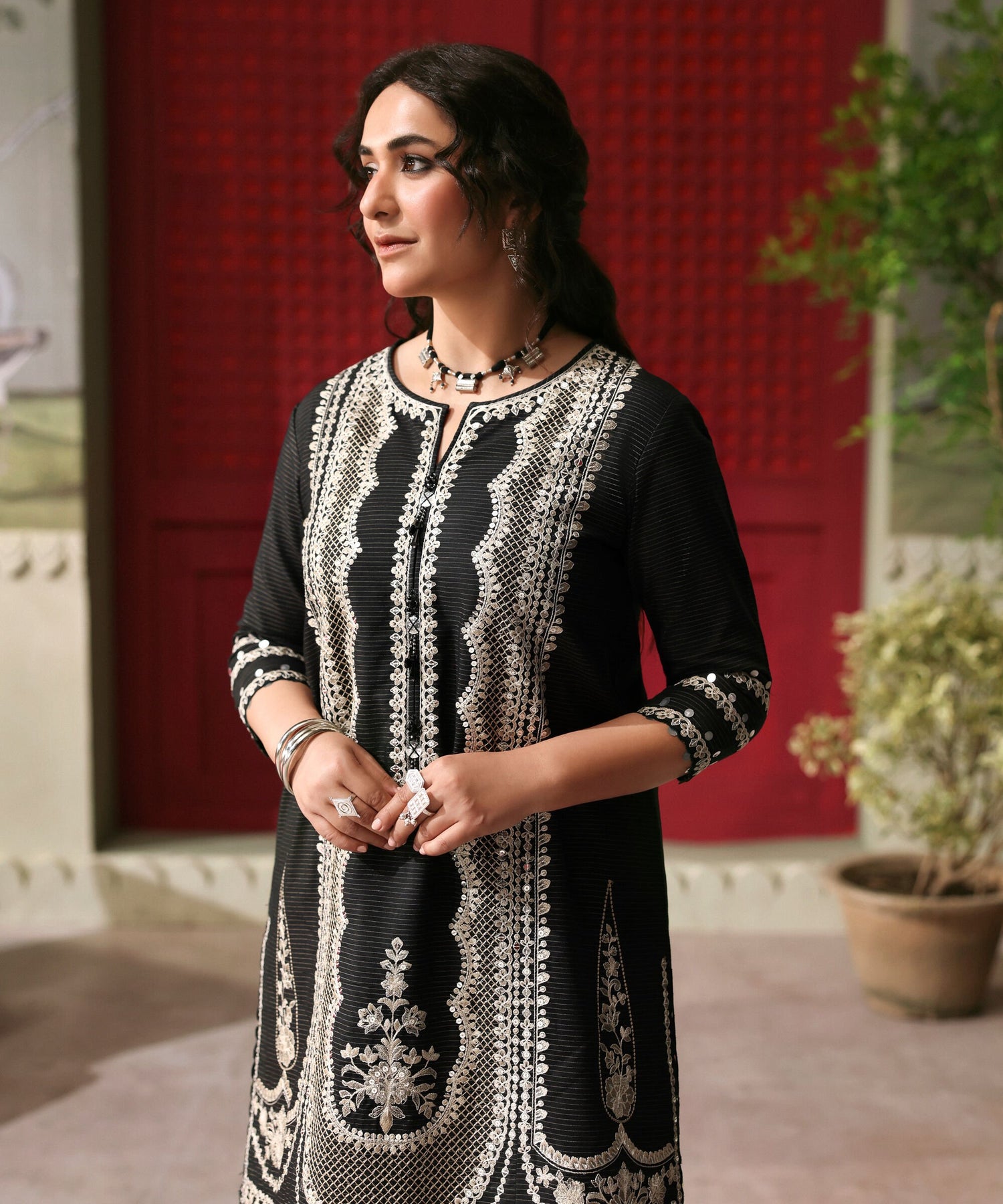 Sapphire 2 Piece Custom Stitched Suit - Black - LB31048