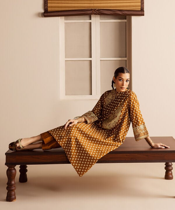 Sapphire 3 Piece Custom Stitched Suit - Brown - LB30624