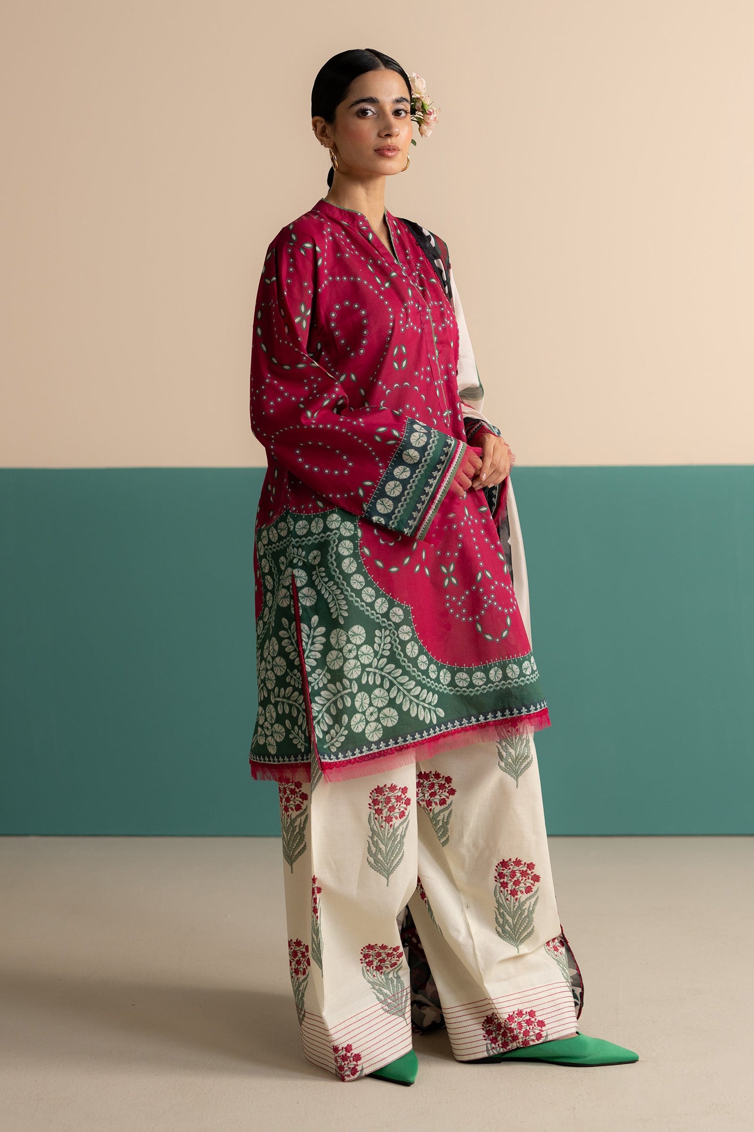Zara Shahjahan 3 Piece Custom Stitched Suit - Red - LB30518