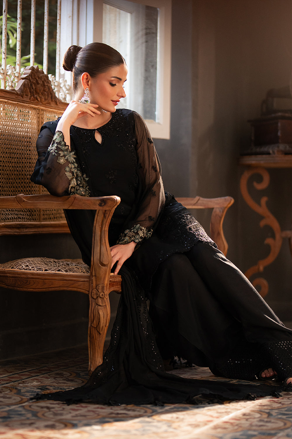 Azure 3 Piece Custom Stitched Suit - Black - LB30306