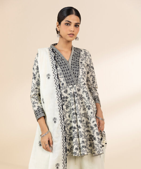 Sapphire 3 Piece Custom Stitched Suit -White - LB30549
