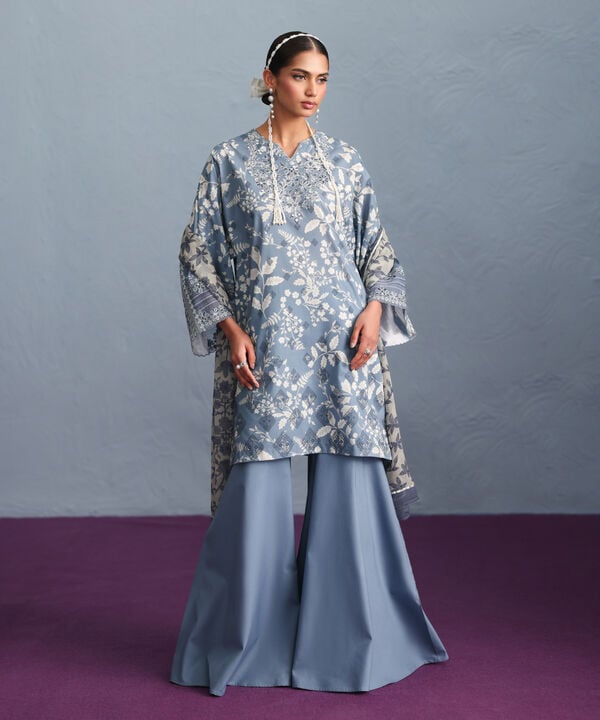 Sapphire 3 Piece Custom Stitched Suit - Blue - LB30752
