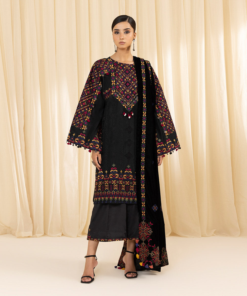 Sapphire 3 Piece Custom Stitched Suit - Black - LB288107