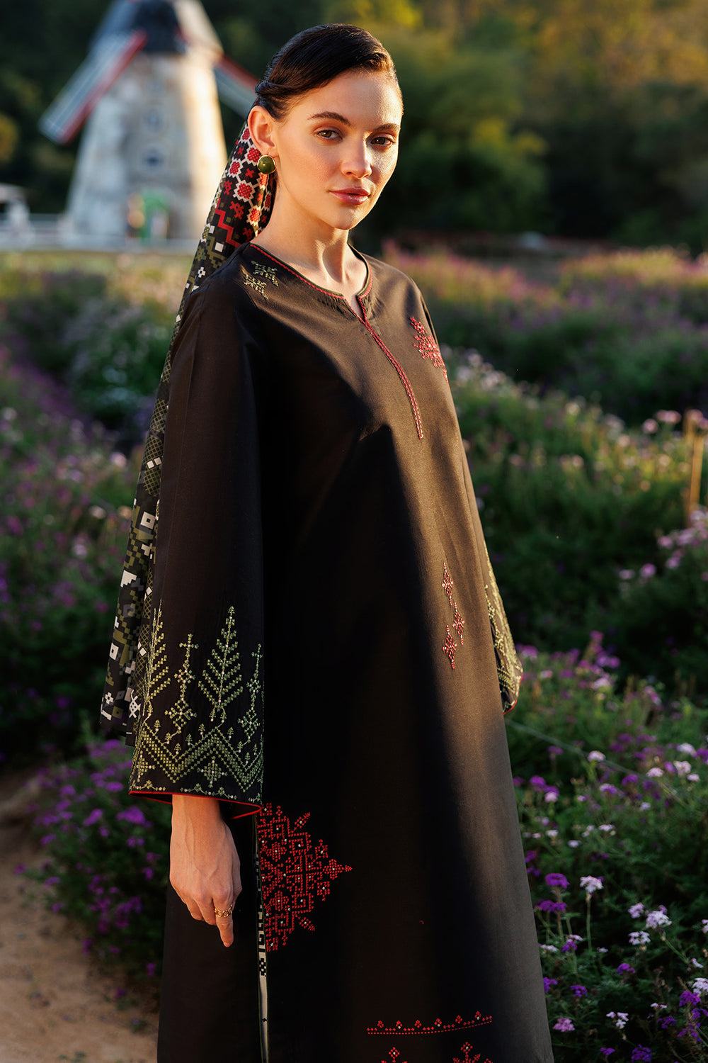 Jazmin 3 Piece Custom Stitched Suit - Black - LB31322