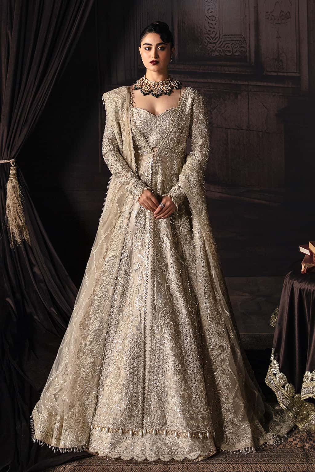 Afrozeh 3 Piece Custom Stitched Suit - Golden - LB30463