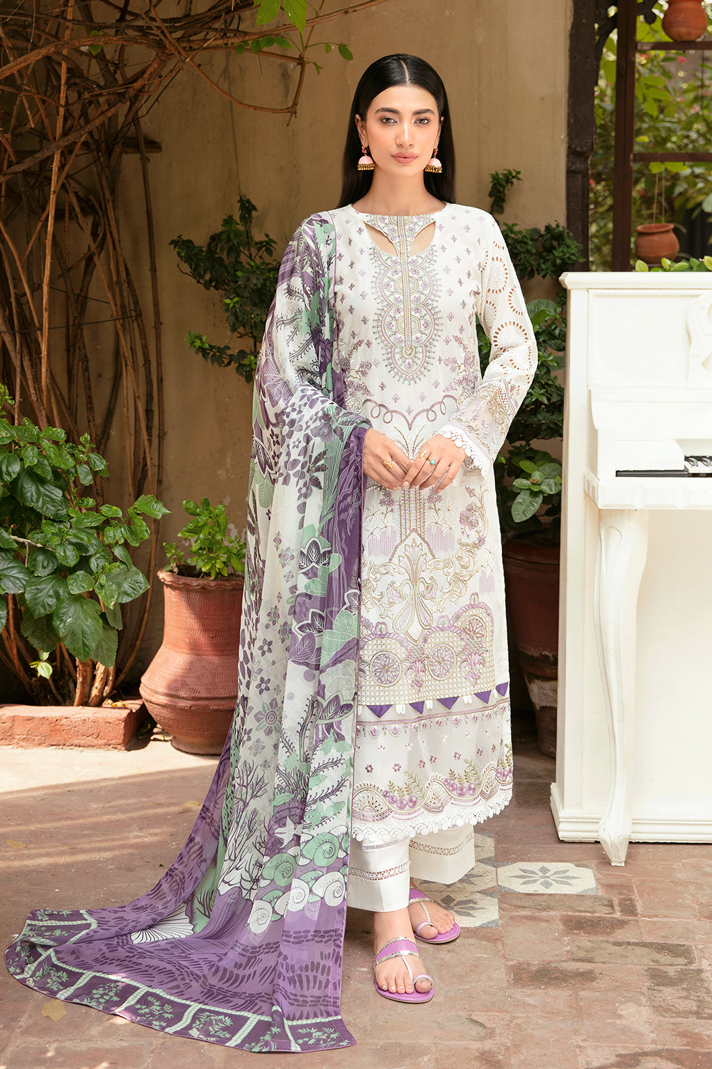 Ramsha 3 Piece Custom Stitched Suit - White - LB285982