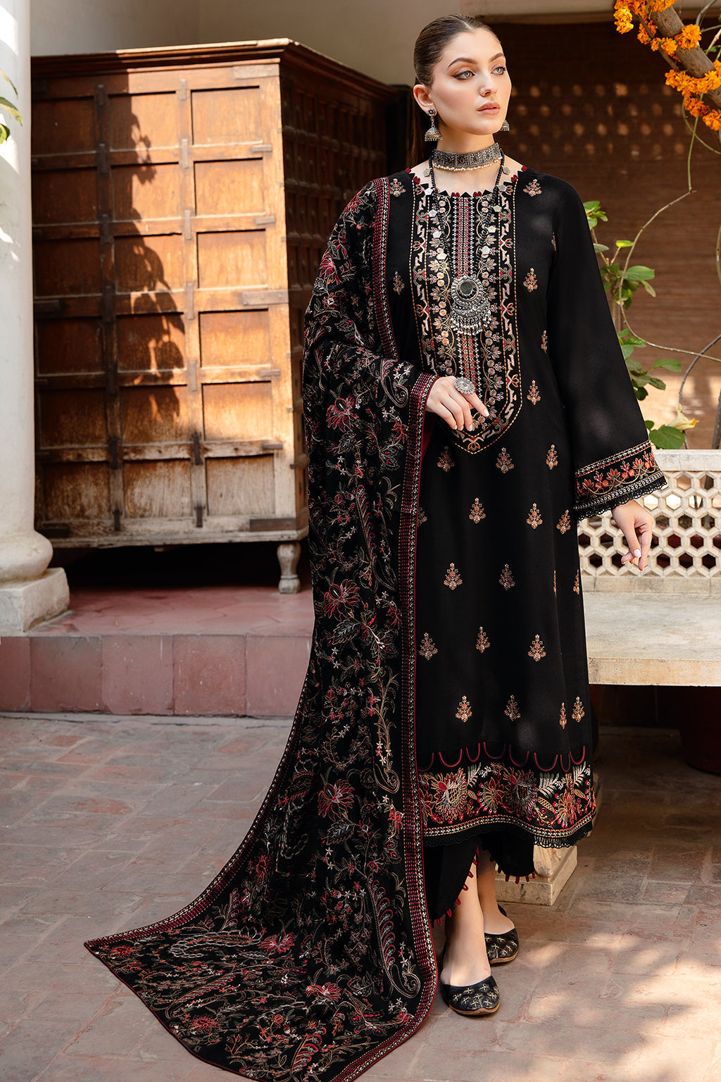 Ramsha 3 Piece Custom Stitched Suit - Black - LB285209