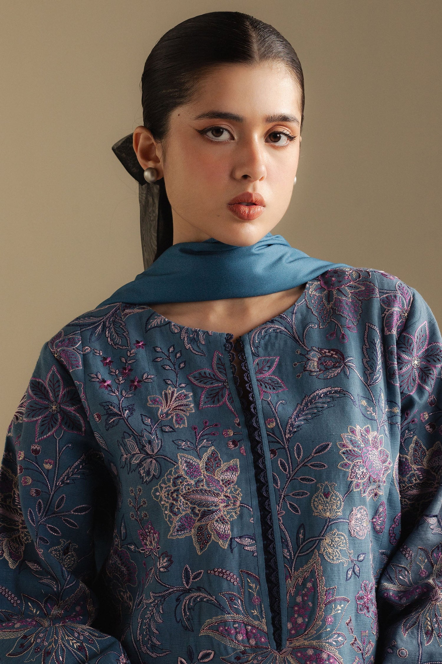 Zara Shahjahan 3 Piece Custom Stitched Suit - Blue - LB30987