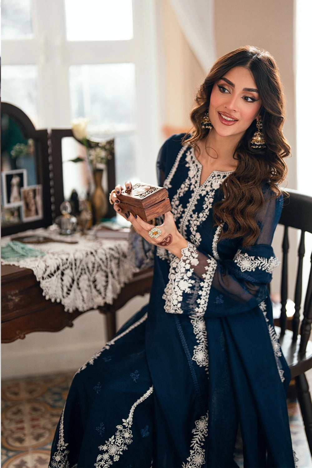 Azure 3 Piece Custom Stitched Suit - Blue - LB31155