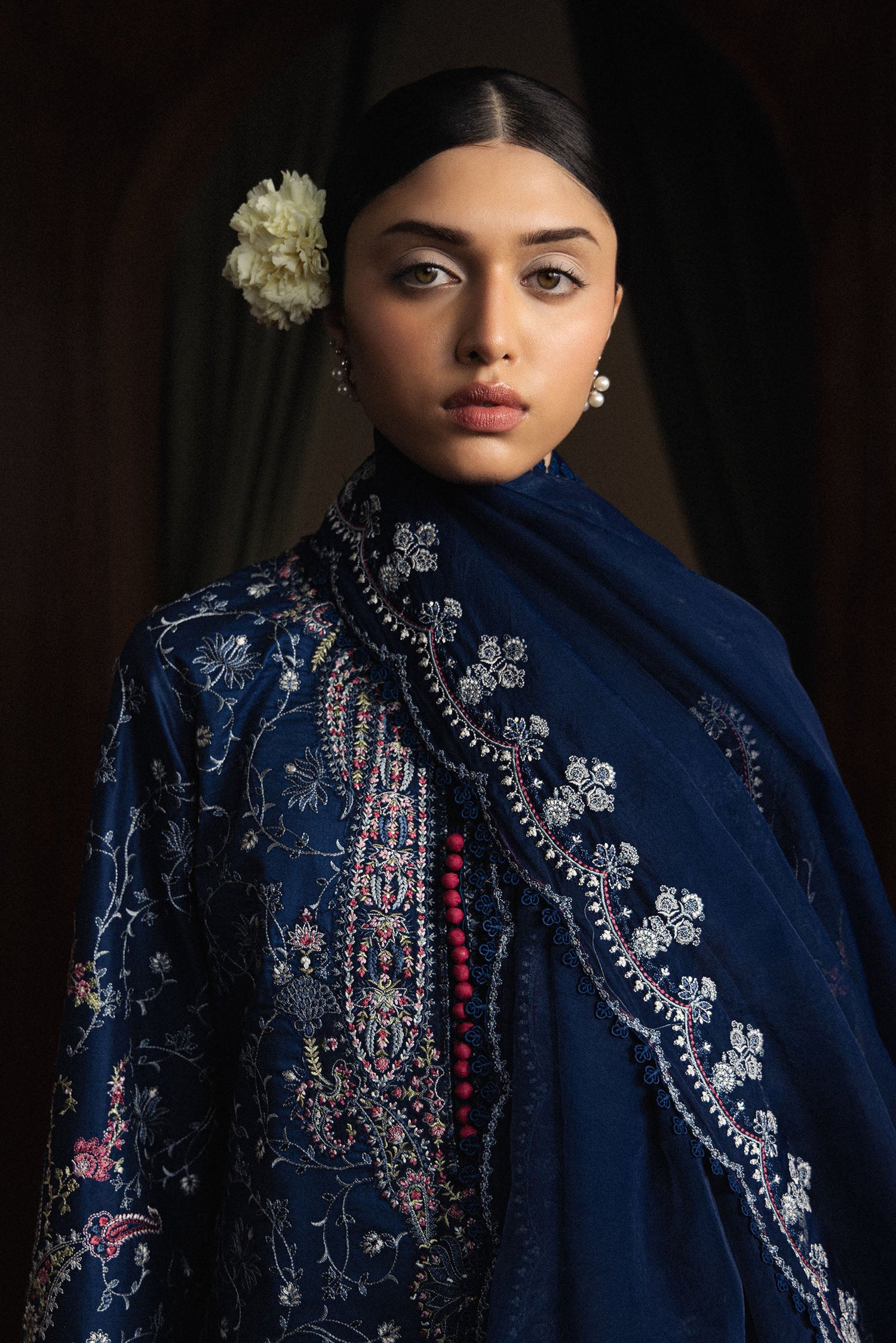 Zara Shahjahan 3 Piece Custom Stitched Suit - Blue - LB31372
