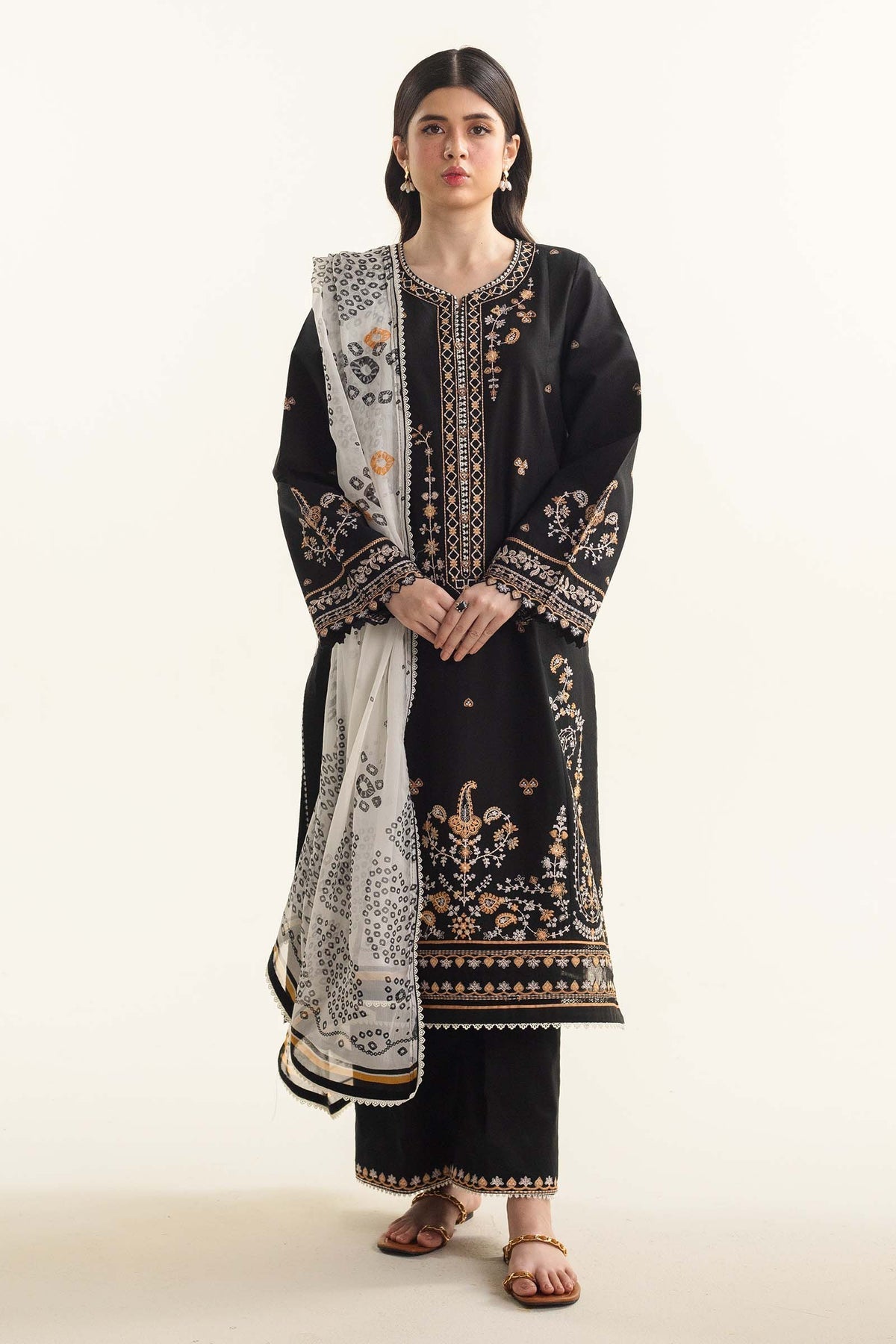 Zara Shahjahan 3 Piece Custom Stitched Suit - Black - LB287229