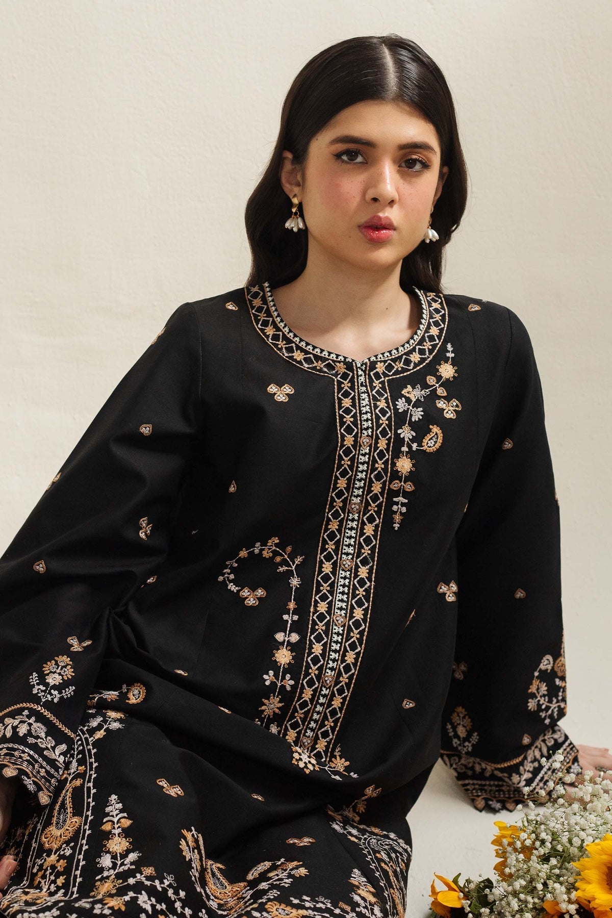 Zara Shahjahan 3 Piece Custom Stitched Suit - Black - LB287229