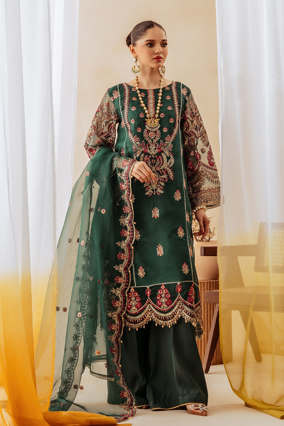 Beechtree 3 Piece Custom Stitched Suit - Green - LB285512