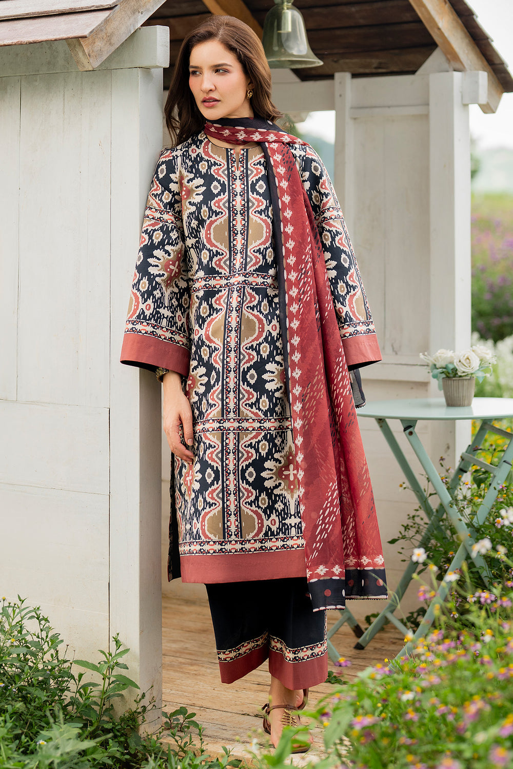 Jazmin 3 Piece Custom Stitched Suit - Black - LB30402