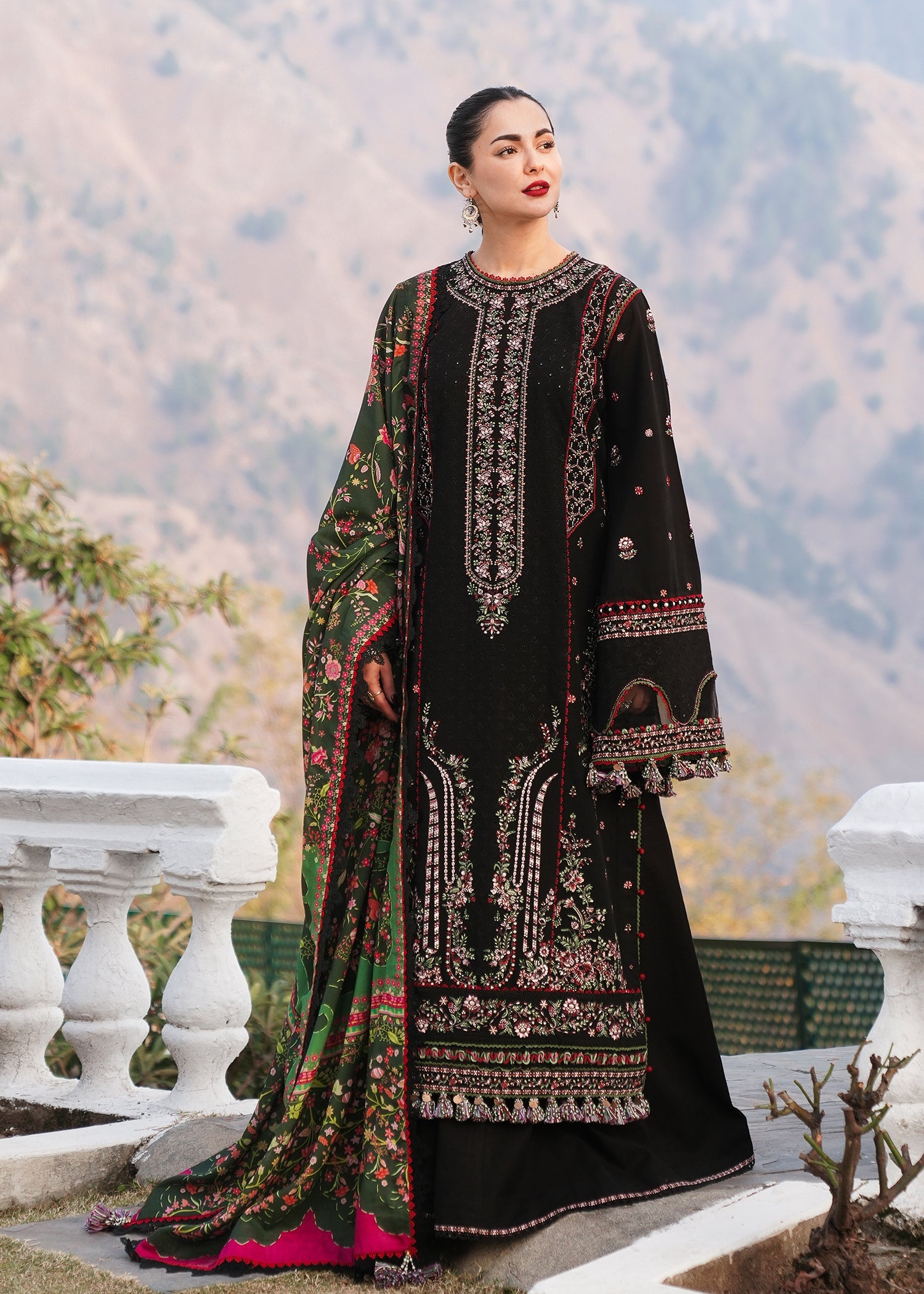 Hussain Rehar 3 Piece Custom Stitched Suit - Black - LB289103