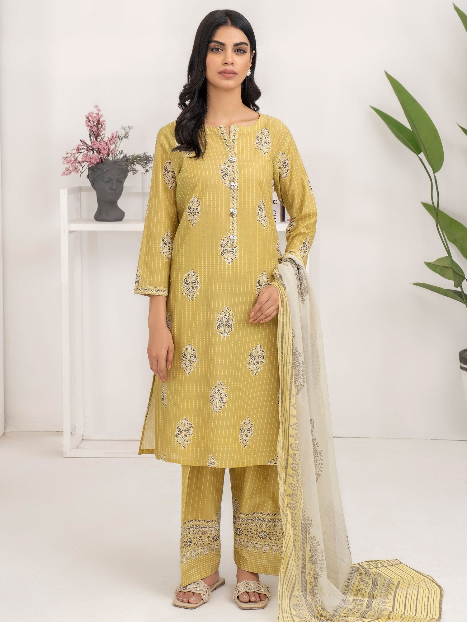 Limelight 3 Piece Custom Stitched Suit - Yellow - LB29148