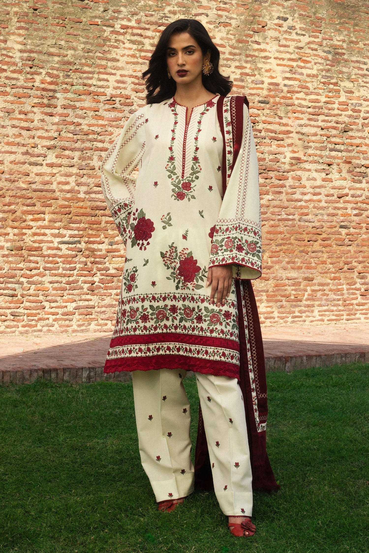 Libasco Zara Shahjahan 3 Piece Custom Stitched Suit - Off-White - LB288936