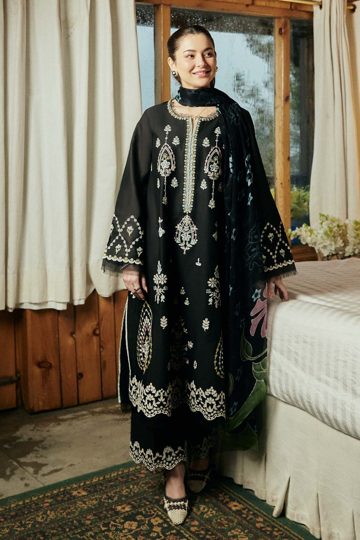 Zara Shahjahan 3 Piece Custom Stitched Suit - Black - LB287234