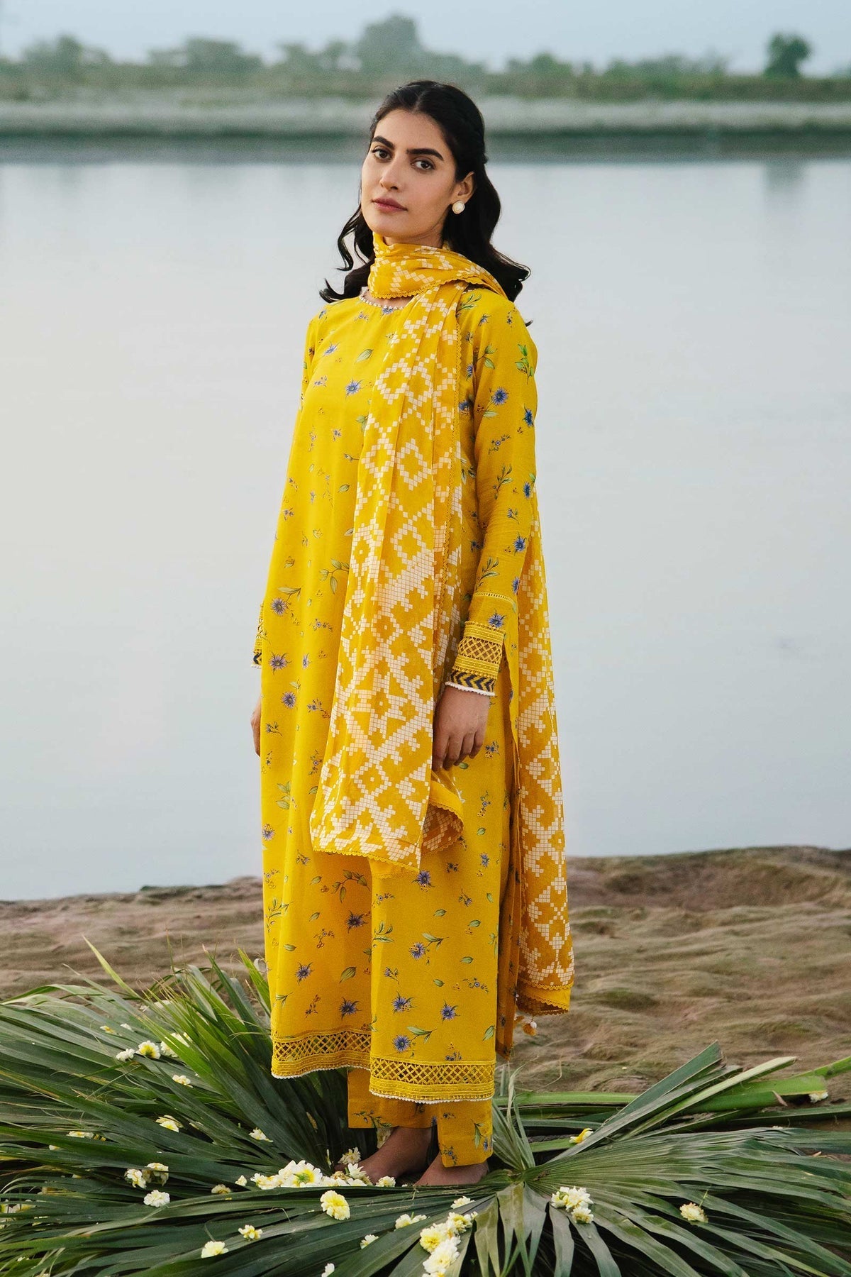 Maria.B Basic 3 Piece Custom Stitched Suit - Yellow - LB287291