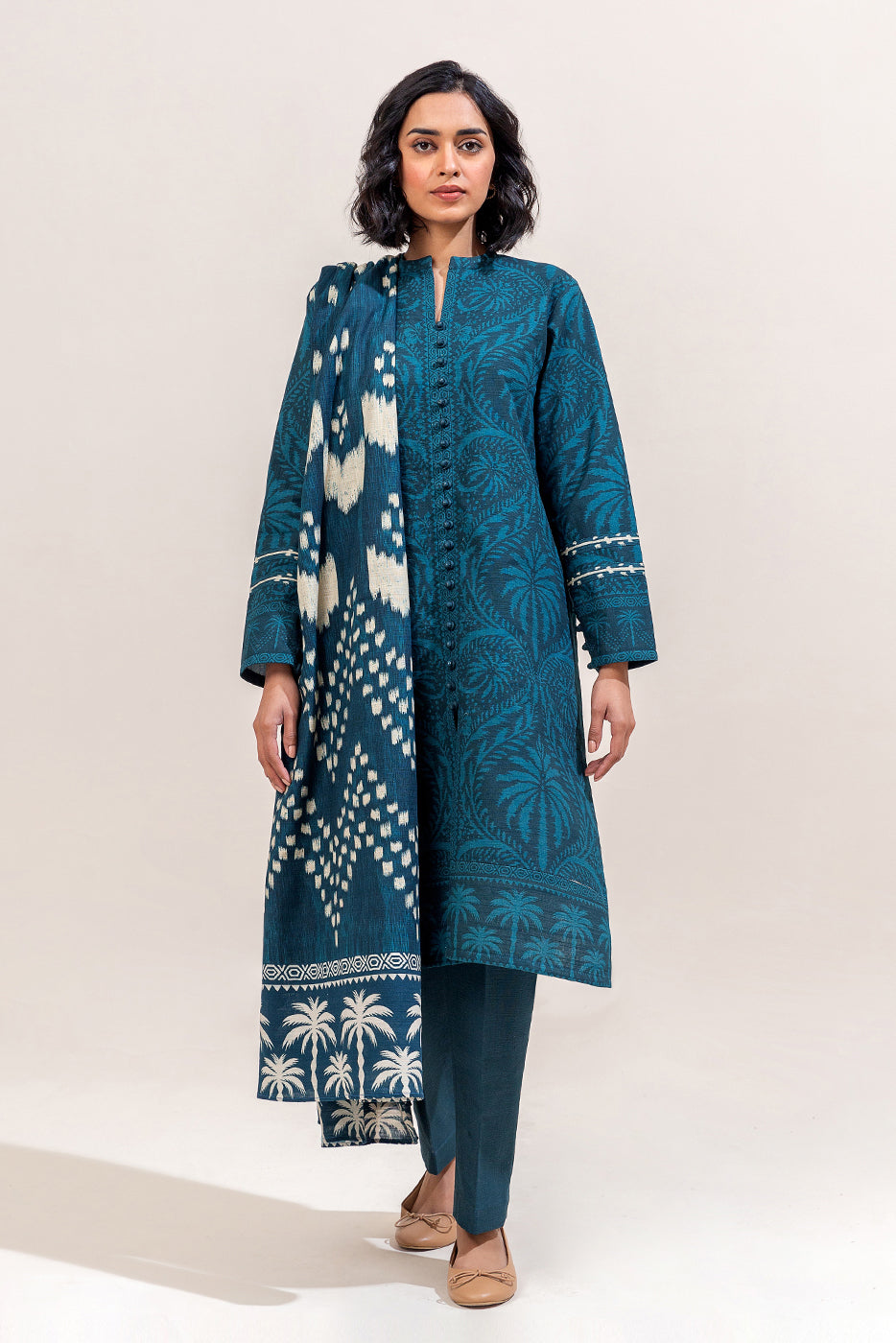 Beechtree 3 Piece Custom Stitched Suit - Blue - LB289297