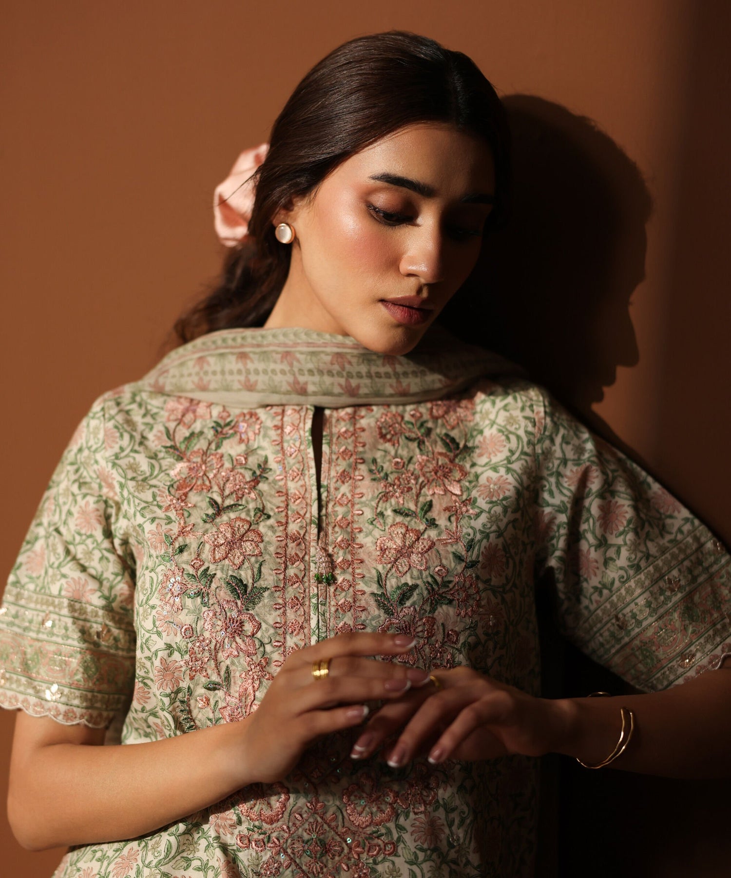 Sapphire 3 Piece Custom Stitched Suit - Beige - LB31305