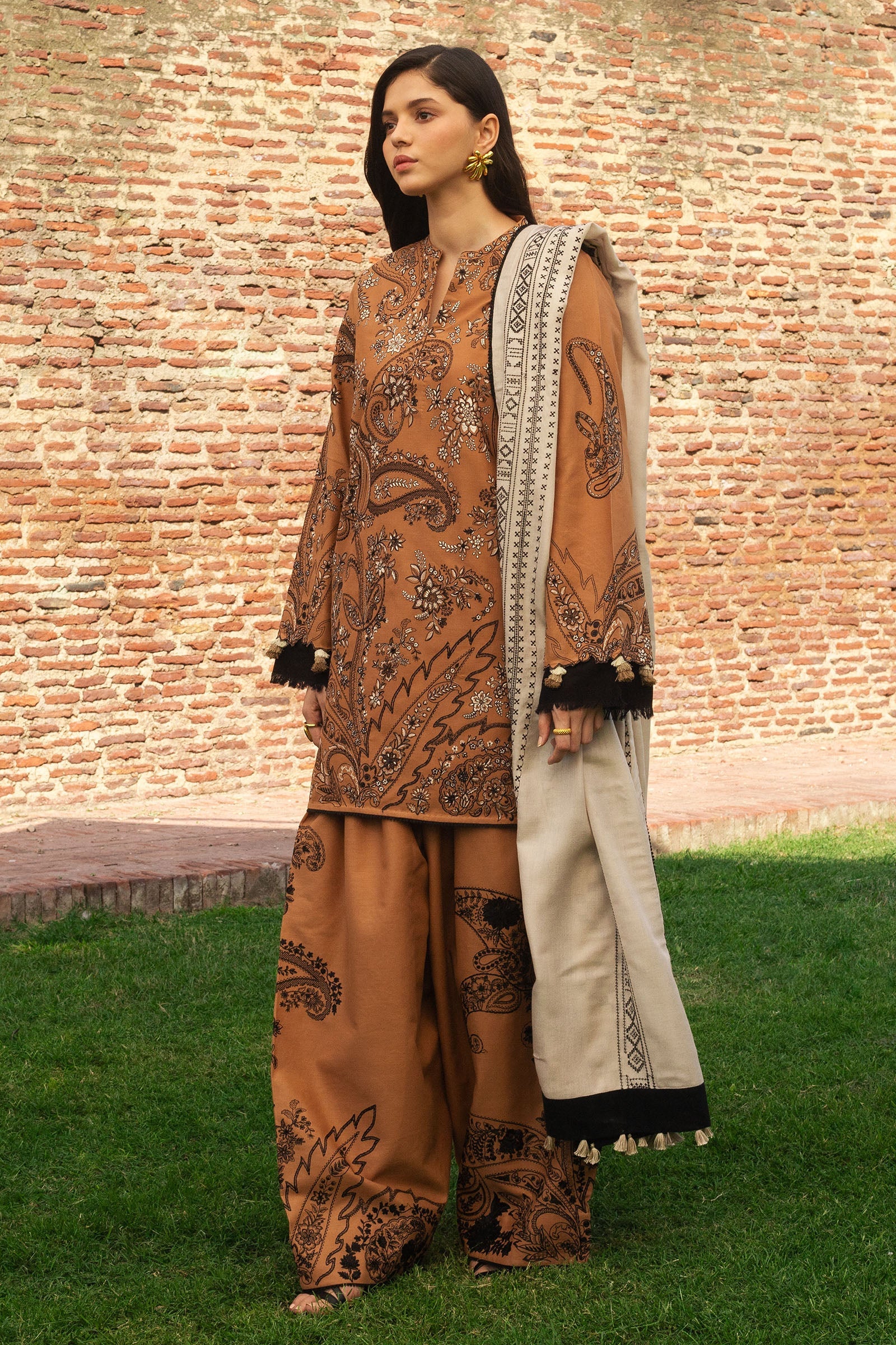 Libasco Zara Shahjahan 3 Piece Custom Stitched Suit - Brown - LB288933