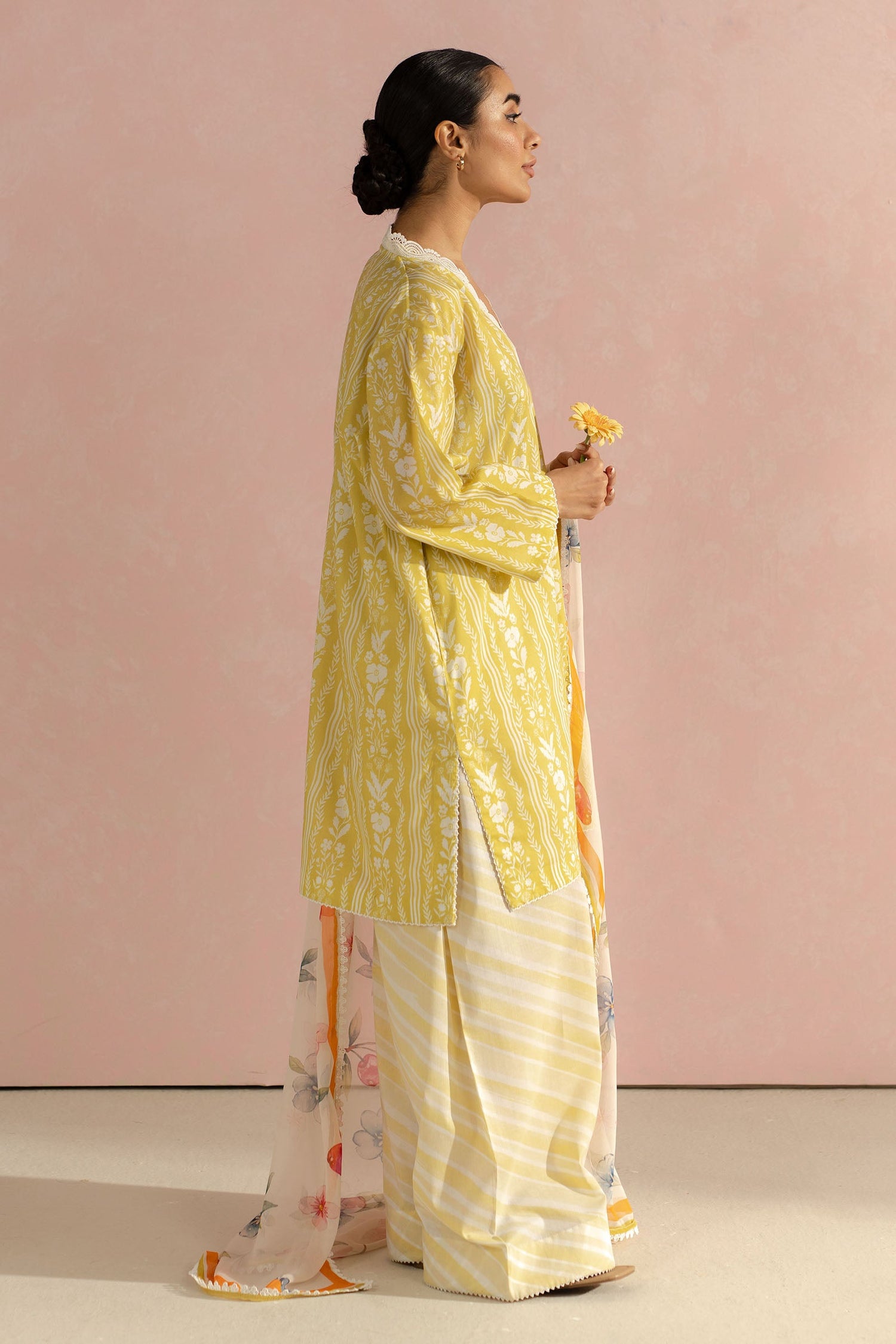 Zara Shahjahan 3 Piece Custom Stitched Suit - Yellow - LB29091