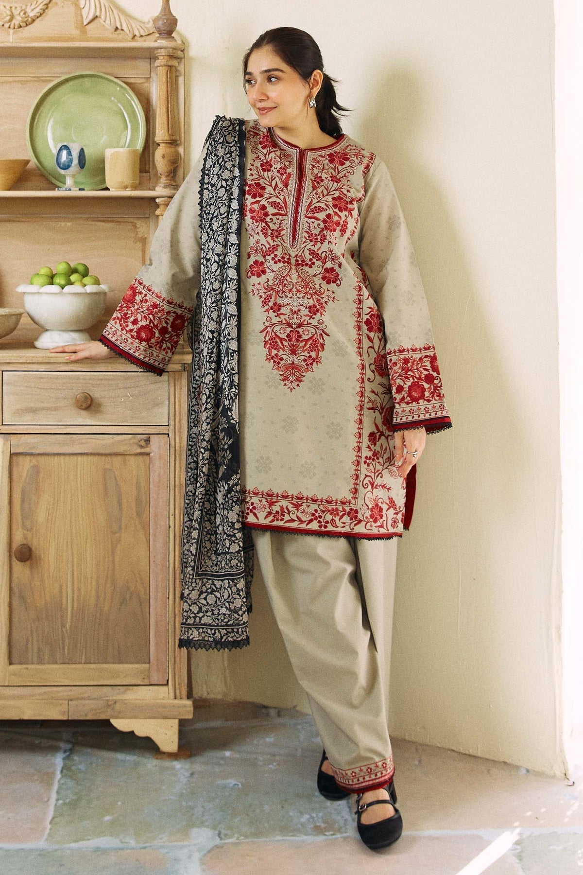 Zara Shahjahan 3 Piece Custom Stitched Suit - Brown - LB286716