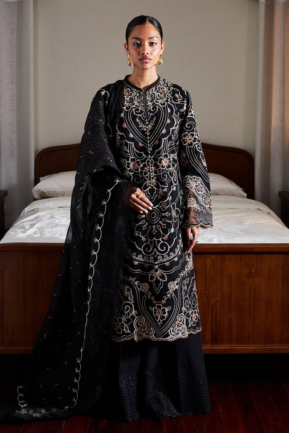 Zara Shahjahan 3 Piece Custom Stitched Suit - Black - LB29652