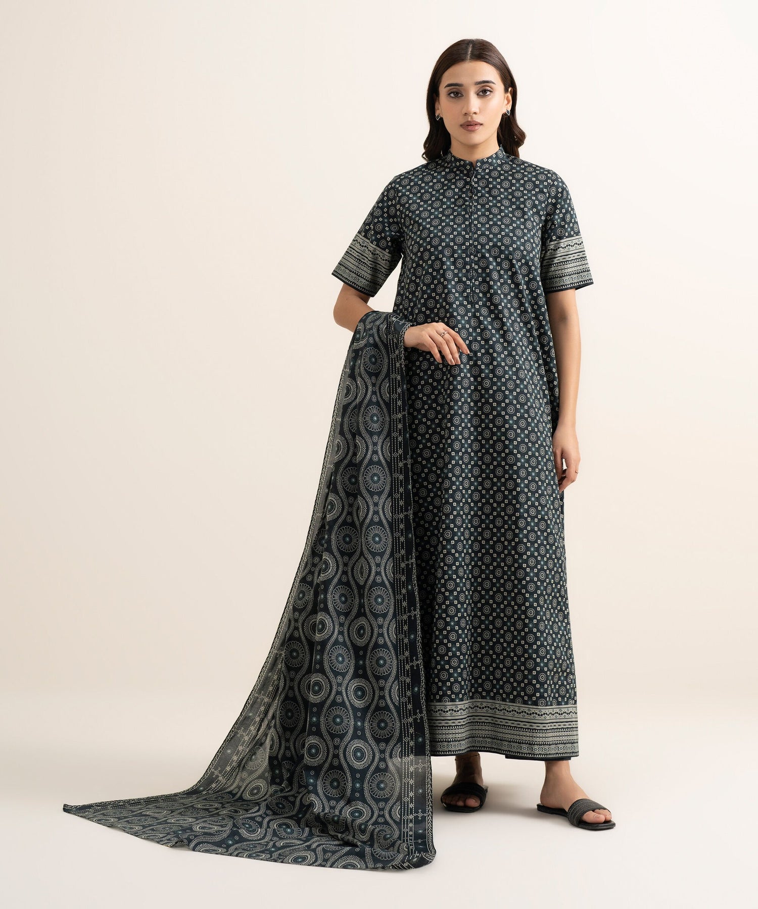 Sapphire 3 Piece Custom Stitched Suit - Black - LB31302