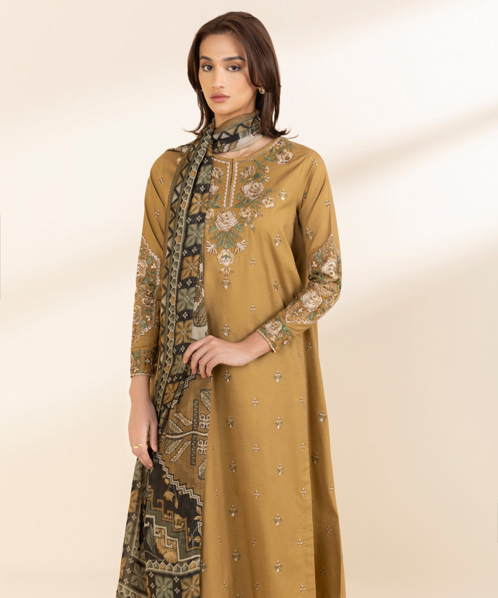 Sapphire 3 Piece Custom Stitched Suit - Bronze - LB289364