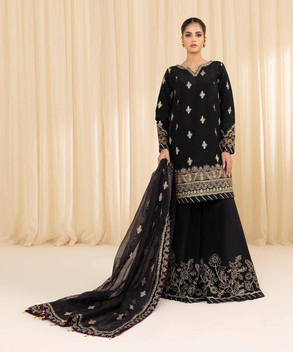 Sapphire 3 Piece Custom Stitched Suit - Black - LB288135