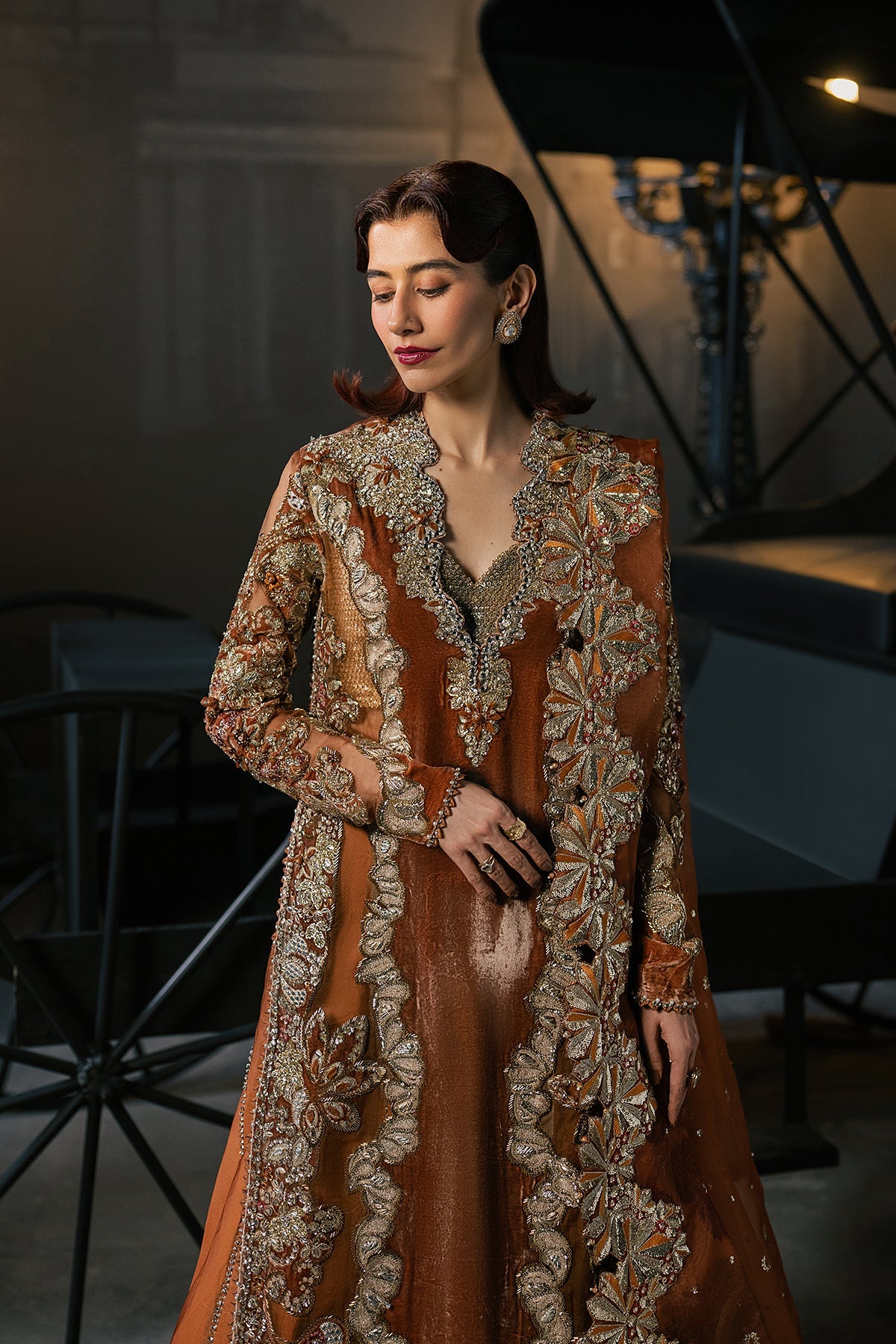 Afrozeh 3 Piece Custom Stitched Suit - Rust - LB31094