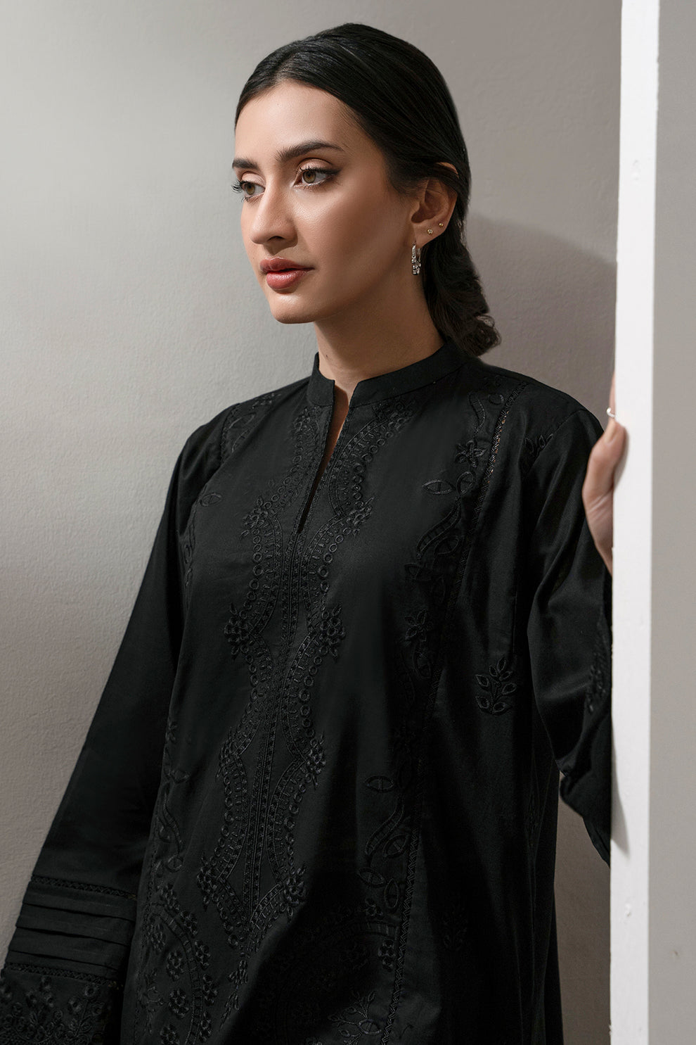 Zellbury 3 Piece Custom Stitched Suit - Black - LB30370
