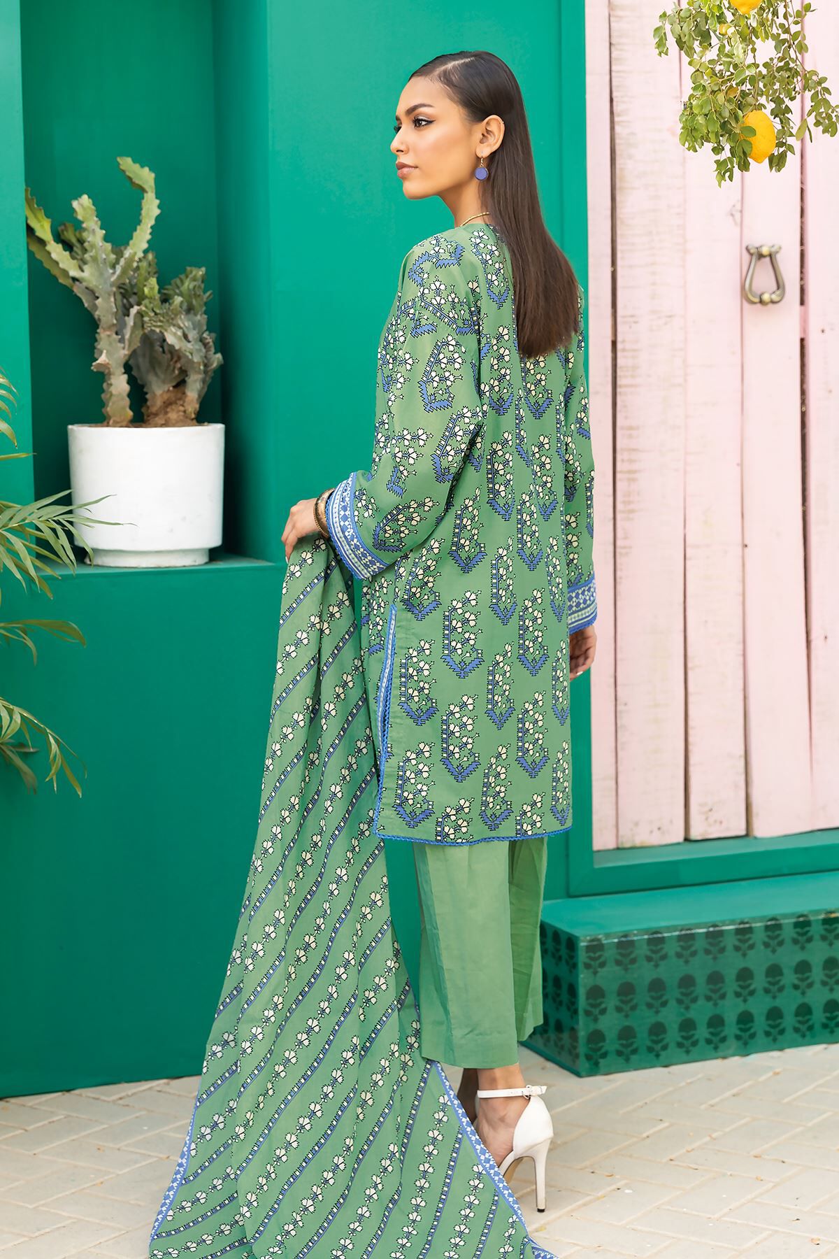 Khaadi 3 Piece Custom Stitched Suit - Green - LB285607