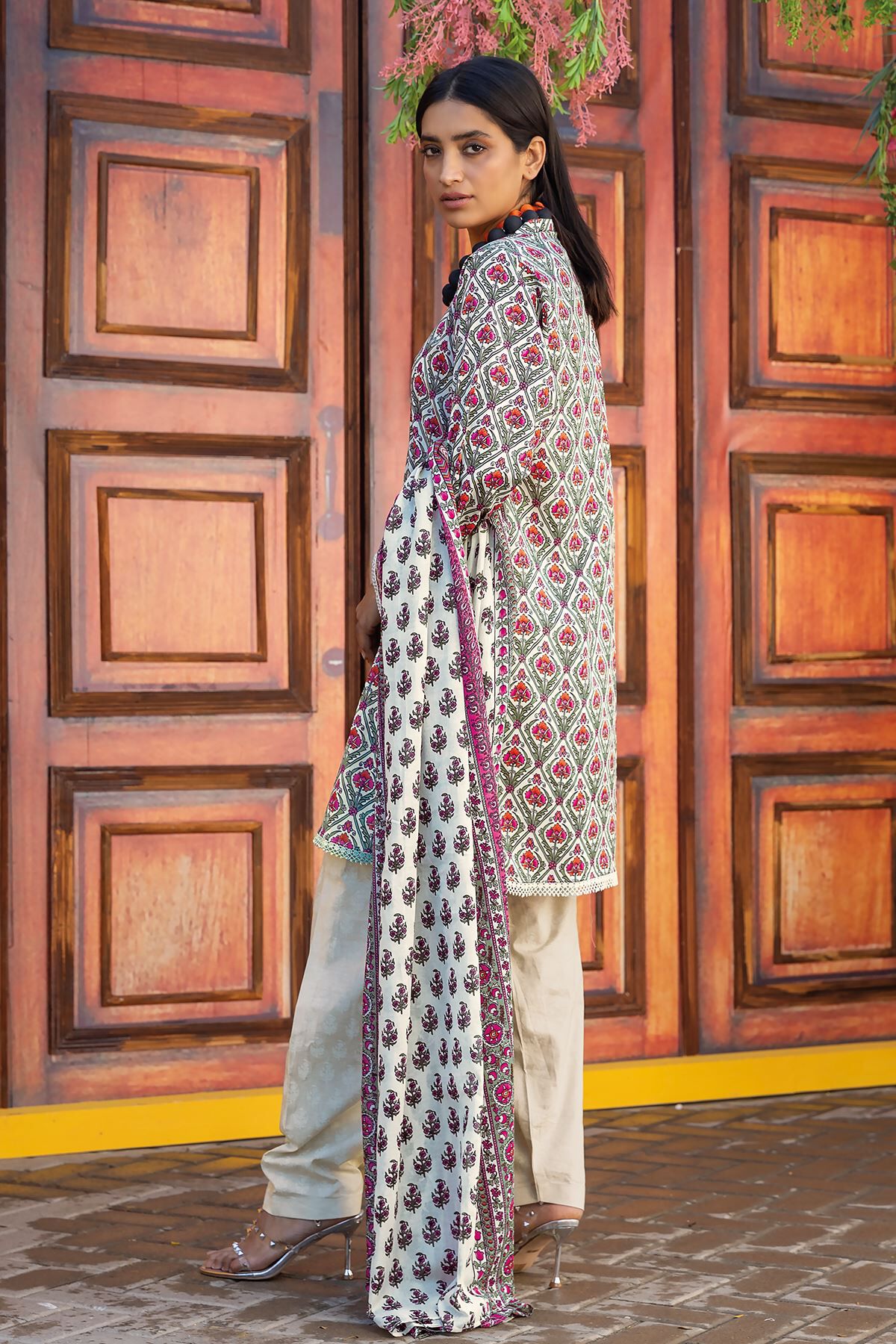 Khaadi 3 Piece Custom Stitched Suit - Off-White - LB285553