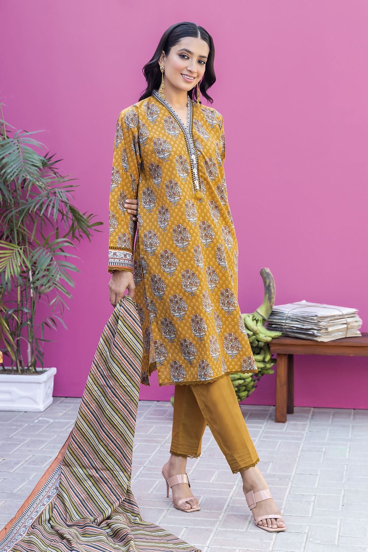 Khaadi 3 Piece Custom Stitched Suit - Brown - LB285576