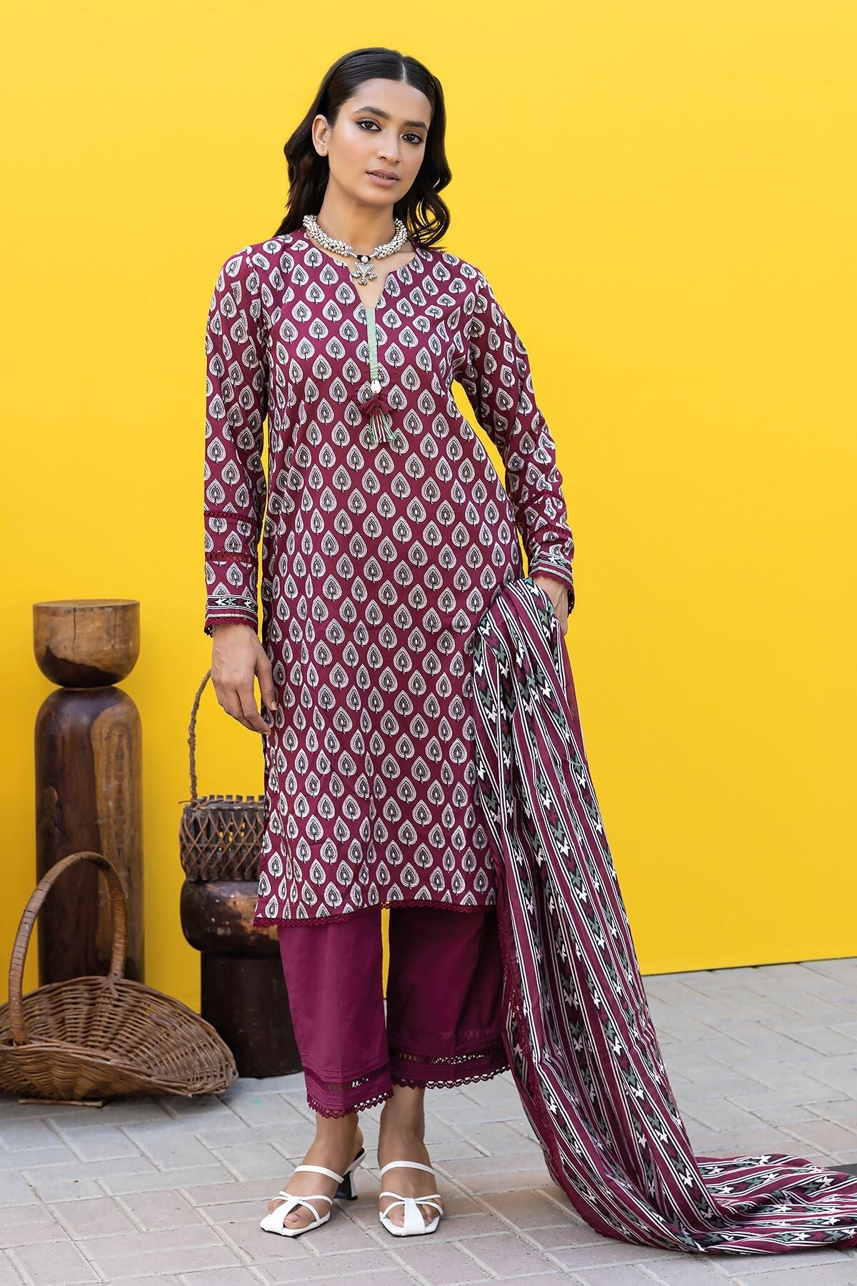 Khaadi 3 Piece Custom Stitched Suit - Purple - LB285597