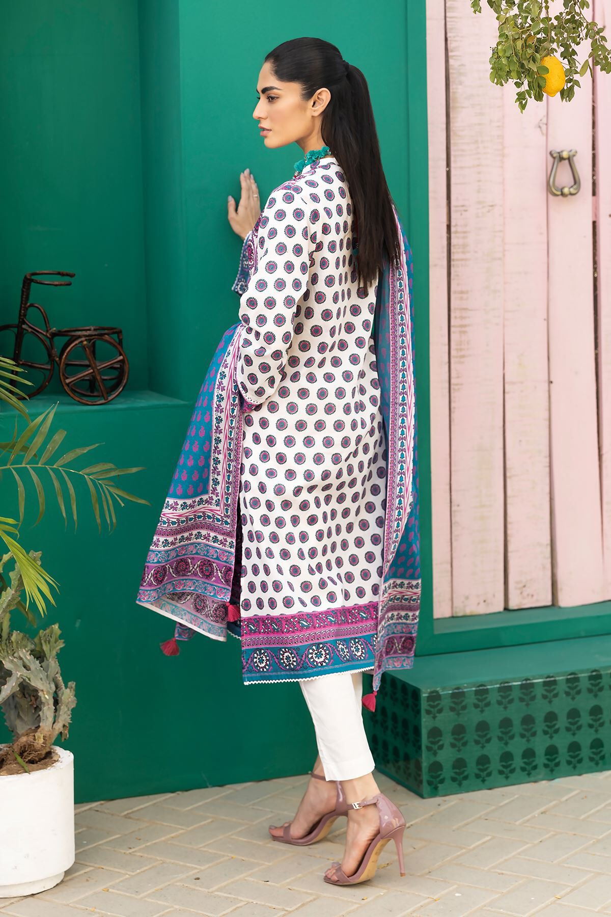 Khaadi 3 Piece Custom Stitched Suit - Blue - LB285641