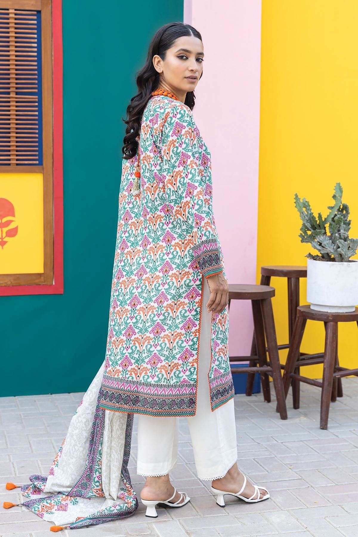 Khaadi 3 Piece Custom Stitched Suit - Off-White - LB285622