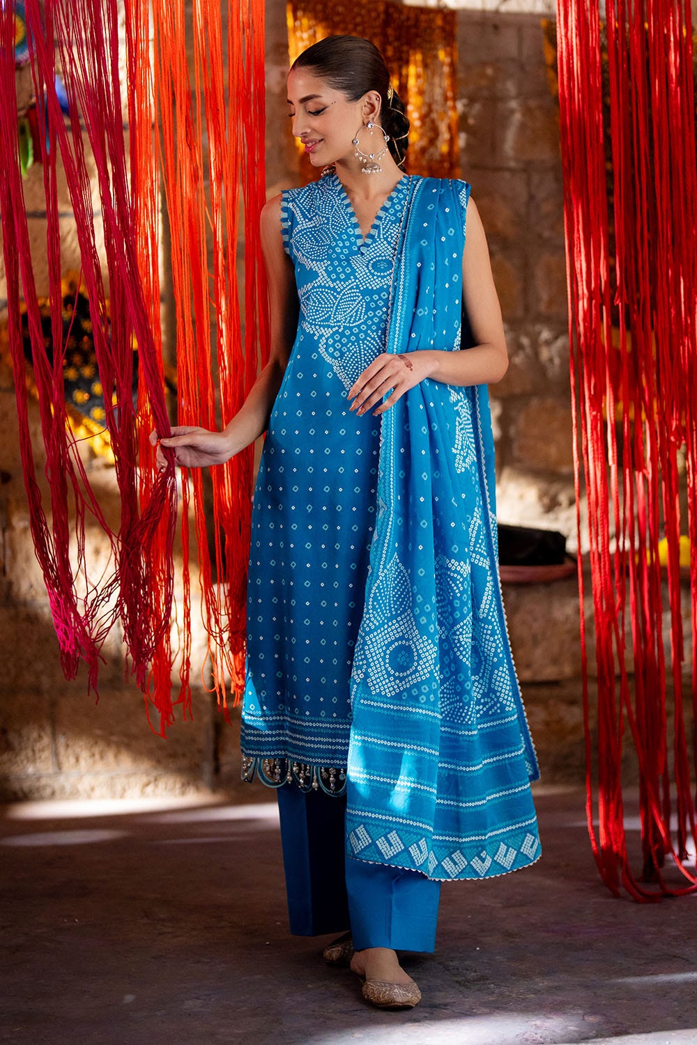 Gul Ahmed 3 Piece Custom Stitched Suit - Blue - LB29202