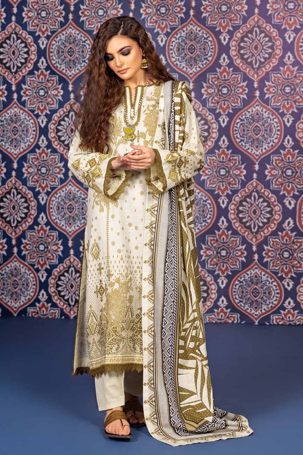 Gul Ahmed 3 Piece Custom Stitched Suit - Off-White - LB284993