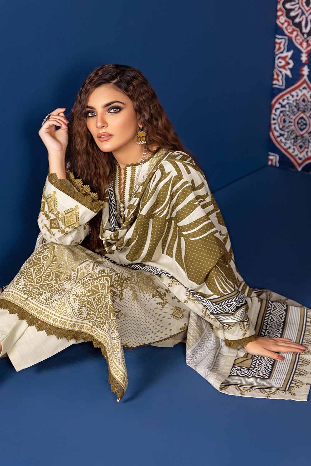 Gul Ahmed 3 Piece Custom Stitched Suit - Off-White - LB284993